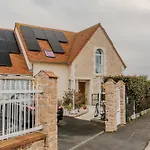 Comme A La Maison * Courseulles-sur-Mer