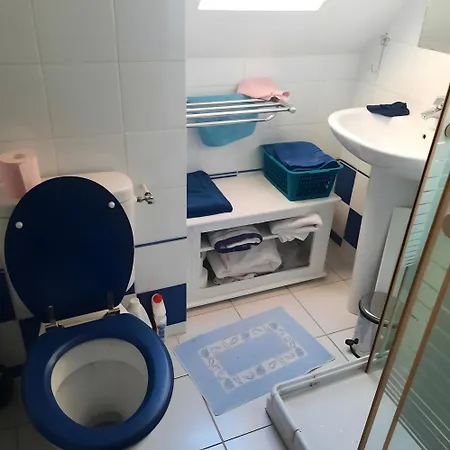 Comme A La Maison Апартаменты *