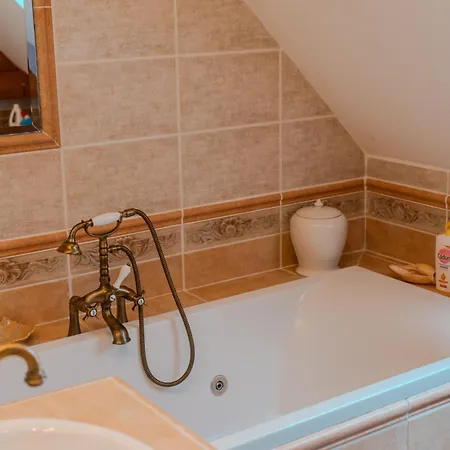 Comme A La Maison Apartment *